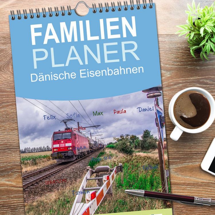Produktbild: Familienplaner 2026 - D&auml;nische Eisenbahnen mit 5 Spalten (Wandkalender, 21 x 45 cm) CALVENDO