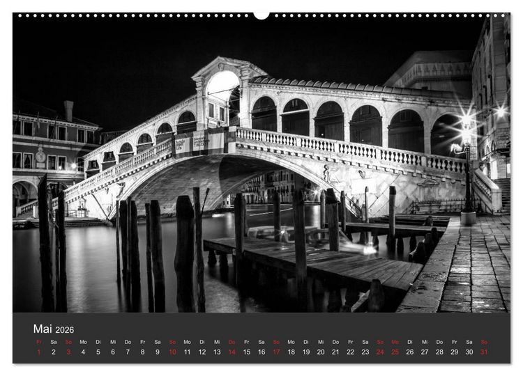 Produktbild: URBANE FOTOGRAFIE Zw&ouml;lf klassische Impressionen (hochwertiger Premium Wandkalender 2026 DIN A2 quer), Kunstdruck in Hochglanz
