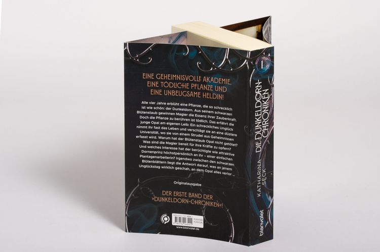 Produktbild: Die Dunkeldorn-Chroniken - Bl&uuml;ten aus Nacht