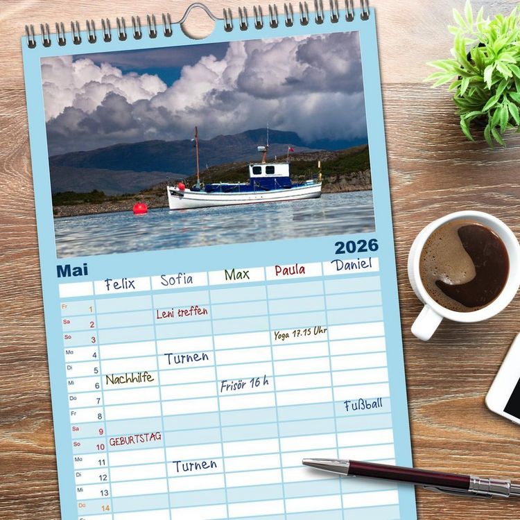 Produktbild: Familienplaner 2026 - Schottland - Wildes Land im Norden mit 5 Spalten (Wandkalender, 21 x 45 cm) CALVENDO