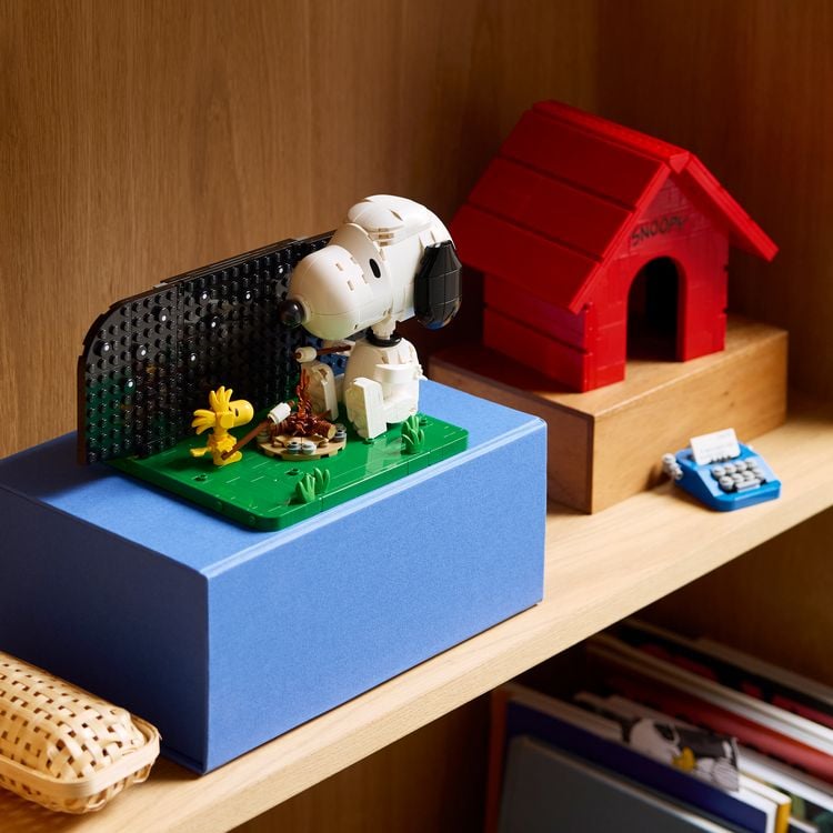 Produktbild: LEGO Ideas 21368 Peanuts: Snoopys Hundeh&uuml;tte, Modellbau f&uuml;r Erwachsene