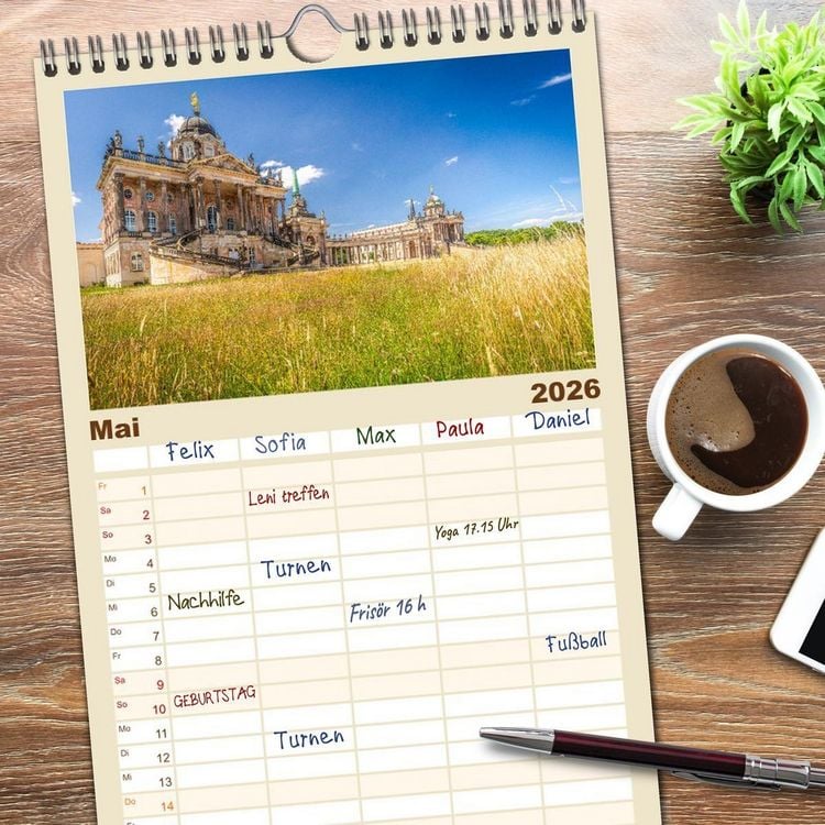 Produktbild: Familienplaner 2026 - Potsdam - Schl&ouml;sser, Parks und der Alte Fritz mit 5 Spalten (Wandkalender, 21 x 45 cm) CALVENDO