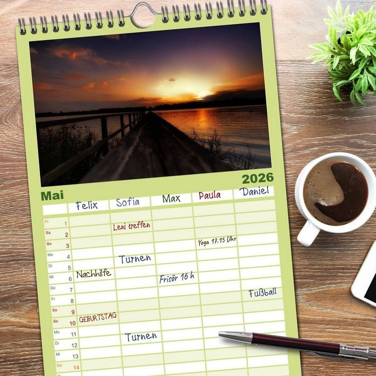 Produktbild: Familienplaner 2026 - Mecklenburgische Seenplatte - zum Tr&auml;umen sch&ouml;n mit 5 Spalten (Wandkalender, 21 x 45 cm) CALVENDO