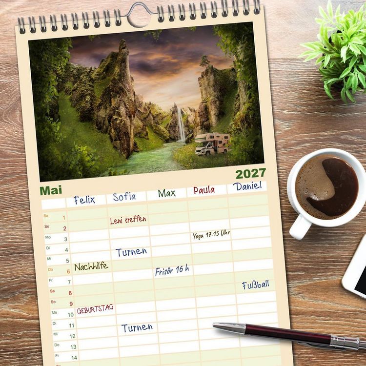 Produktbild: Familienplaner 2027 - Camping macht gl&uuml;cklich! mit 5 Spalten (Wandkalender, 21 x 45 cm) CALVENDO