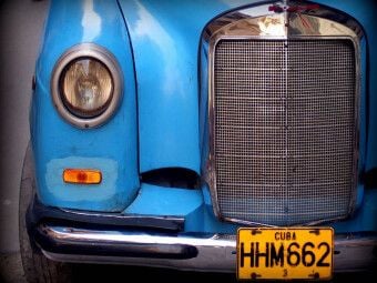 Produktbild: CALVENDO Puzzle Ein Motiv aus dem Kalender "Auto-Legenden: Mercedes 180" | 1000 Teile Lege-Gr&ouml;&szlig;e 64x48cm Foto-Puzzle f&uuml;r gl&uuml;ckliche Stunden