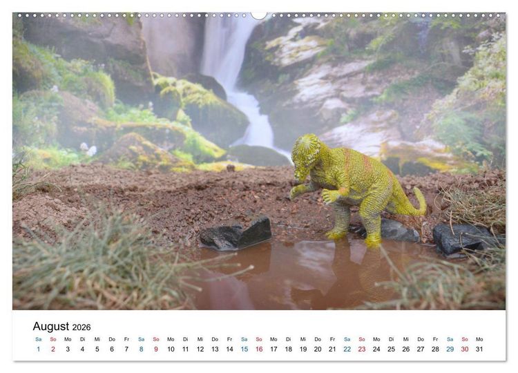 Produktbild: Faszination Urzeit - wenn Spielzeugdinos zum Leben erwachen (Wandkalender 2026 DIN A2 quer), CALVENDO Monatskalender