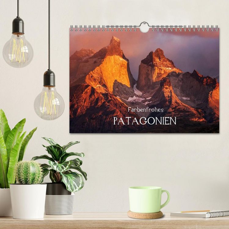 Produktbild: Farbenfrohes Patagonien (Wandkalender 2026 DIN A4 quer), CALVENDO Monatskalender