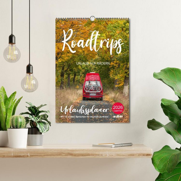 Produktbild: Roadtrips - Urlaub auf R&auml;dern (Wandkalender 2026 DIN A3 hoch), CALVENDO Monatskalender