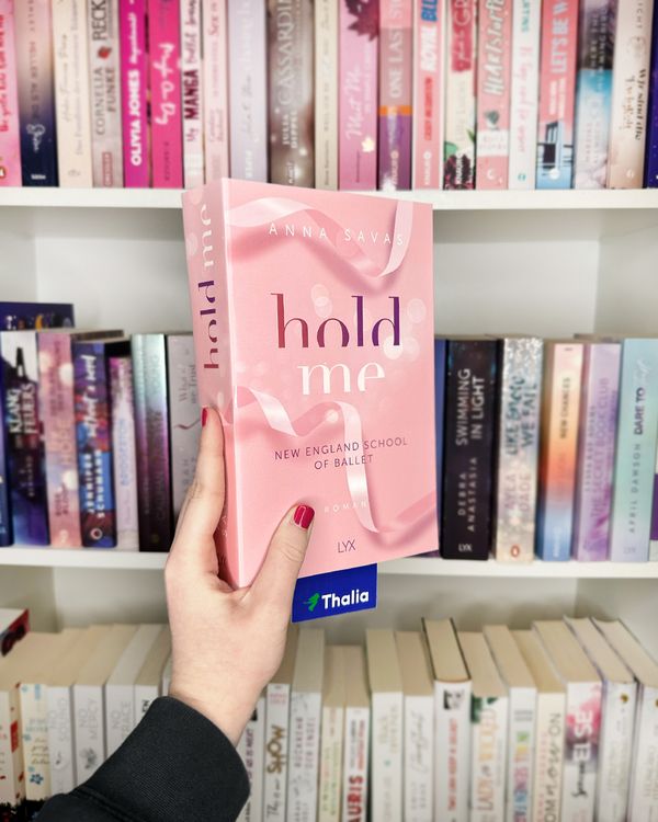 Produktbild: Hold Me - New England School of Ballet