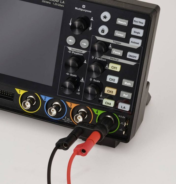 Produktbild: VOLTCRAFT MSC-110 Adapterstecker BNC-Stecker - Buchse 4mm gerade, isoliert Schwarz