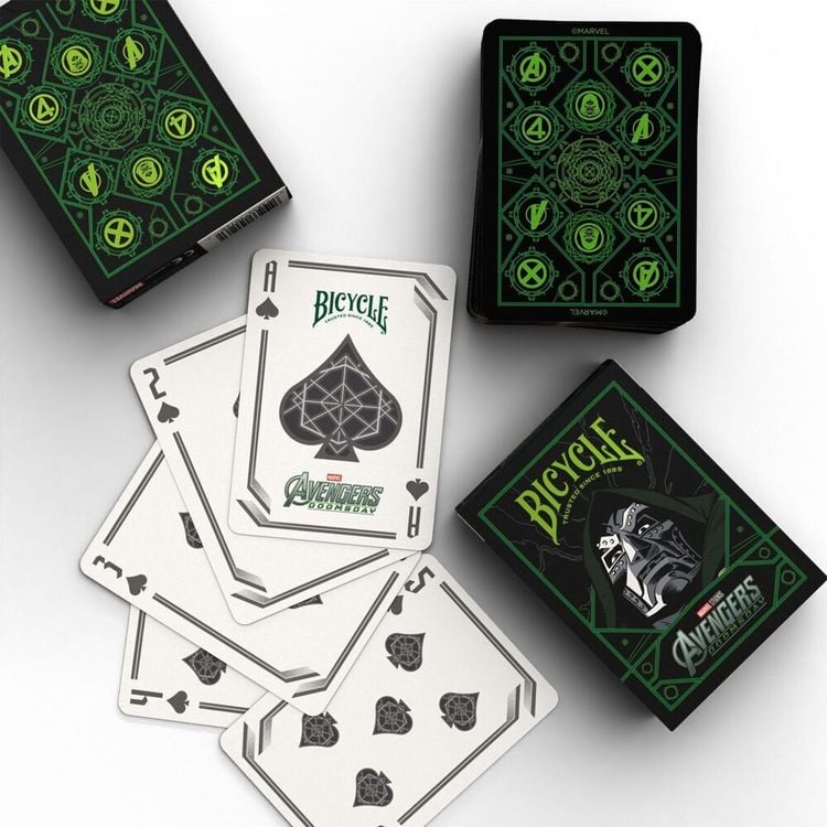 Produktbild: Bicycle&reg; Marvel Avengers Doomsday (Designer Spielkarten, Poker, Skat...)