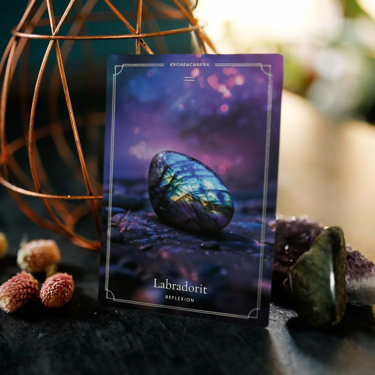 Produktbild: Crystal Healing Cards - 44 Karten mit Botschaften und Anleitung (Heilsteine, Edelsteine, Kristalle - Bedeutung und Anwendung)