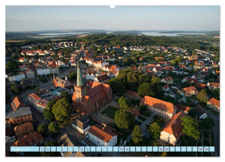 Produktbild: Momente von oben (hochwertiger Premium Wandkalender 2026 DIN A2 quer), Kunstdruck in Hochglanz