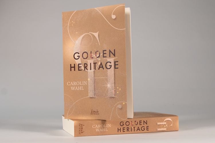 Produktbild: Golden Heritage (Crumbling Hearts, Band 2)