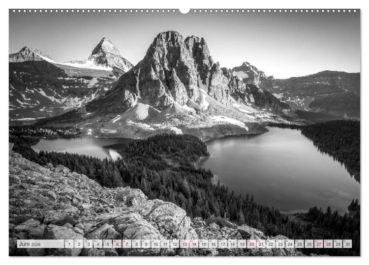 Produktbild: Monochrome Wonders (hochwertiger Premium Wandkalender 2026 DIN A2 quer), Kunstdruck in Hochglanz