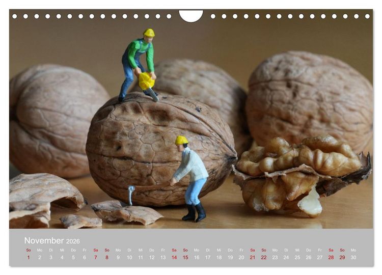 Produktbild: Das zweite Leben von Miniatur-Figuren (Wandkalender 2026 DIN A4 quer), CALVENDO Monatskalender