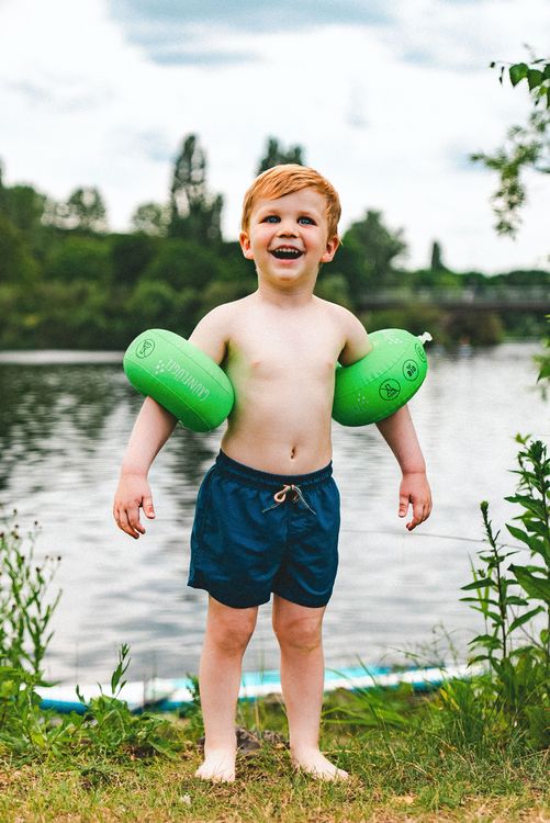 Produktbild: Gr&uuml;nfl&uuml;gel Schwimmfl&uuml;gel aus BIO TPU (rund) - 11-30kg und 1 bis 6 Jahre