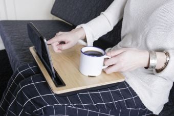 Produktbild: IBed Holzunterlage f&uuml;r Tablets