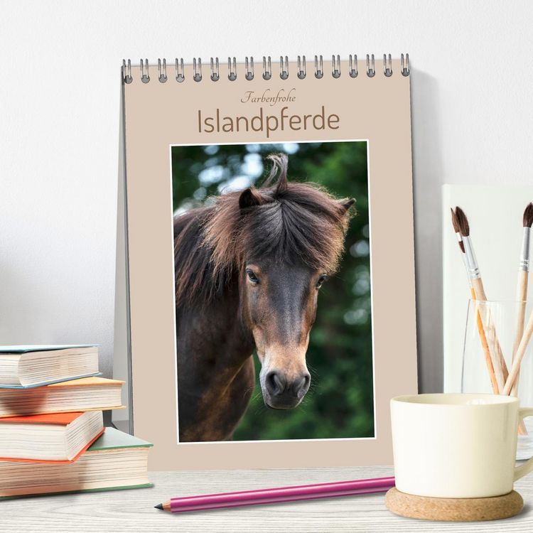 Produktbild: Farbenfrohe Islandpferde (Tischkalender 2026 DIN A5 hoch), CALVENDO Monatskalender