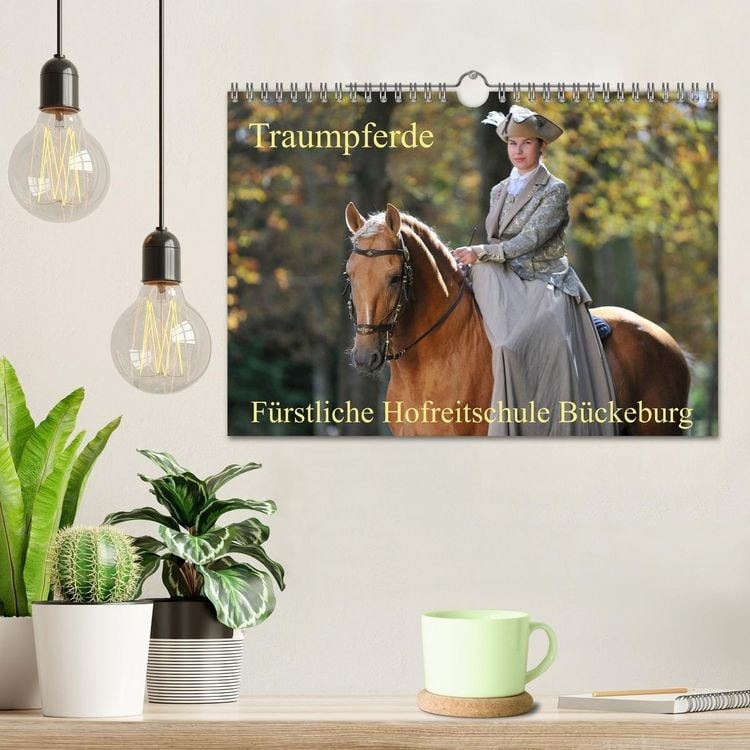 Produktbild: Traumpferde - F&uuml;rstliche Hofreitschule B&uuml;ckeburg (Wandkalender 2026 DIN A4 quer), CALVENDO Monatskalender
