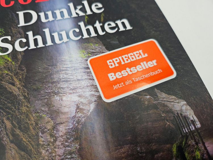 Produktbild: Dunkle Schluchten