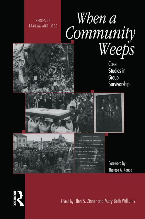 Produktbild: When A Community Weeps