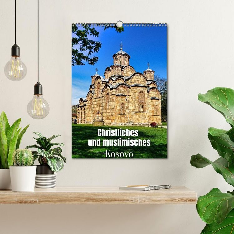 Produktbild: Christliches und muslimisches Kosovo (Wandkalender 2027 DIN A3 hoch), CALVENDO Monatskalender