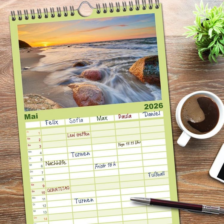 Produktbild: Familienplaner 2026 - R&uuml;gen - Jasmund Nationalpark mit 5 Spalten (Wandkalender, 21 x 45 cm) CALVENDO