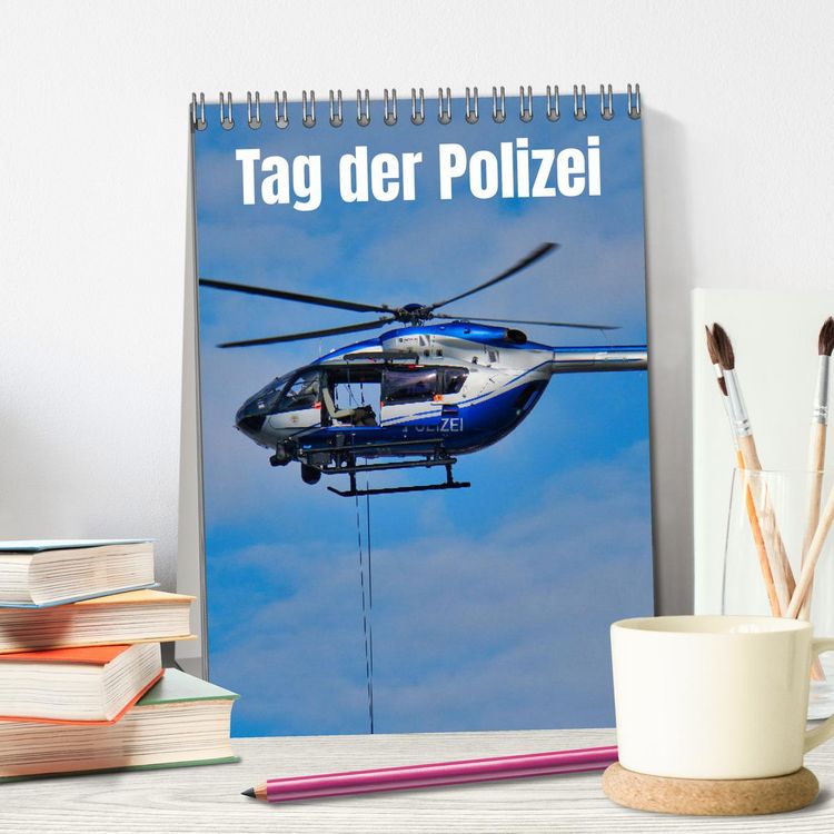 Produktbild: Tag der Polizei (Tischkalender 2026 DIN A5 hoch), CALVENDO Monatskalender