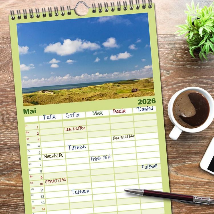 Produktbild: Familienplaner 2026 - J&uuml;tland. Zwischen Ringk&oslash;bing und Ribe mit 5 Spalten (Wandkalender, 21 x 45 cm) CALVENDO