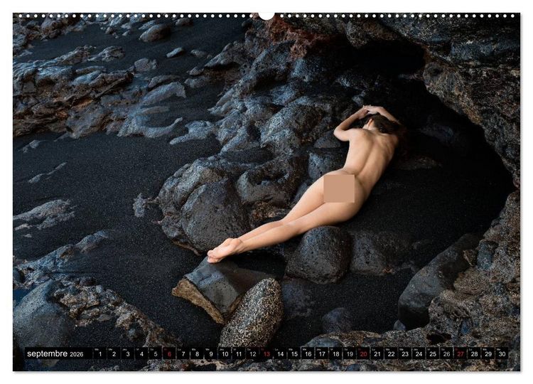 Produktbild: Ibiza et Lanzarote - Les paysages et le nu (Calendrier mural 2026 DIN A2 vertical) calendrier de bureau