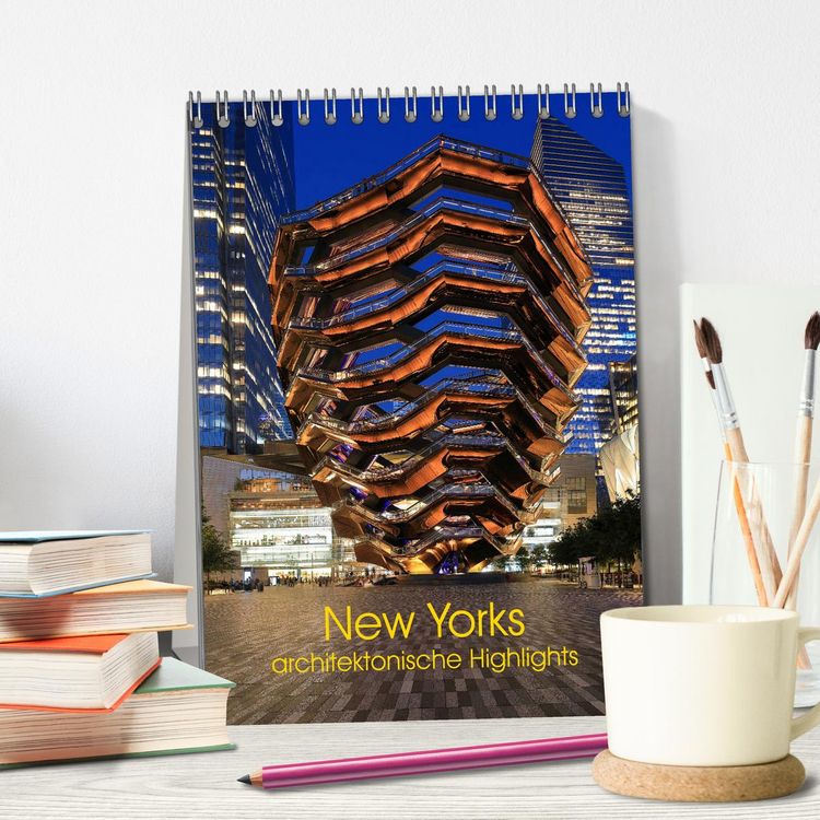Produktbild: New Yorks architektonische Highlights (Tischkalender 2026 DIN A5 hoch), CALVENDO Monatskalender