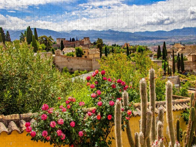 Produktbild: CALVENDO Puzzle Der Blick auf die Stadtburg Alhambra | 1000 Teile Lege-Gr&ouml;&szlig;e 64x48cm Foto-Puzzle f&uuml;r gl&uuml;ckliche Stunden