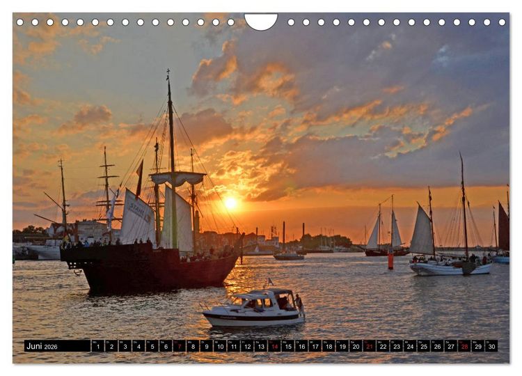 Produktbild: Warnem&uuml;nde und Rostock, Perlen an der Ostsee (Wandkalender 2026 DIN A4 quer), CALVENDO Monatskalender