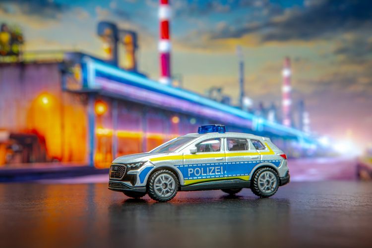 Produktbild: Siku 1552 Polizei Einsatzfahrzeug