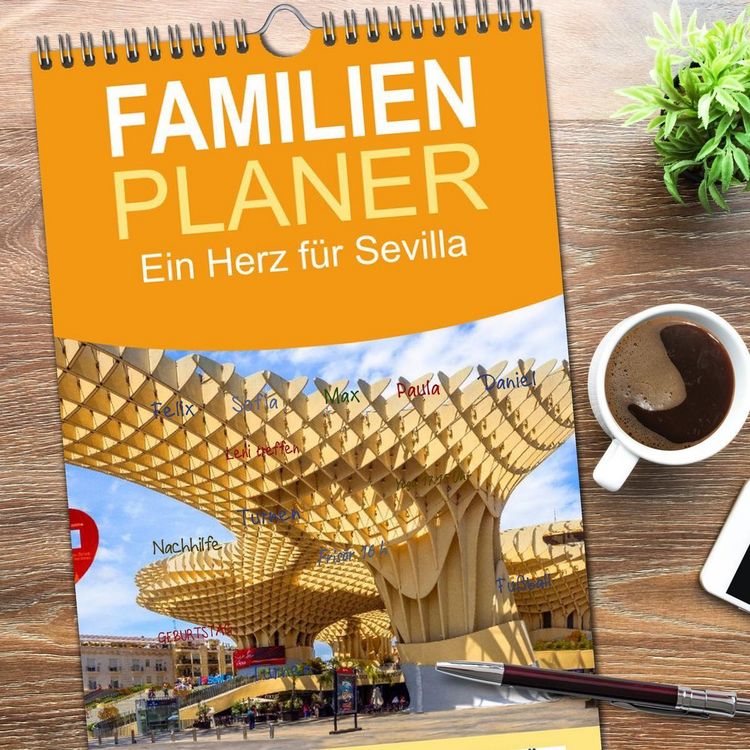 Produktbild: Familienplaner 2026 - Ein Herz f&uuml;r Sevilla mit 5 Spalten (Wandkalender, 21 x 45 cm) CALVENDO
