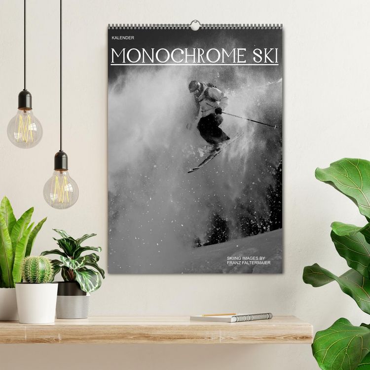 Produktbild: Monochrome Ski (Wandkalender 2026 DIN A2 hoch), CALVENDO Monatskalender