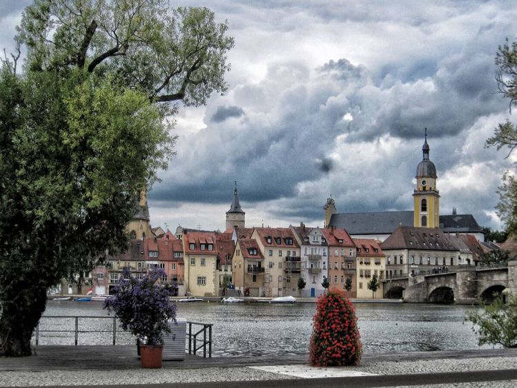 Produktbild: CALVENDO Puzzle Kitzingen am Main | 1000 Teile Lege-Gr&ouml;&szlig;e 64x48cm Foto-Puzzle f&uuml;r gl&uuml;ckliche Stunden