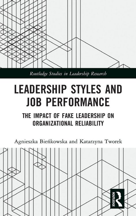 Produktbild: Leadership Styles and Job Performance