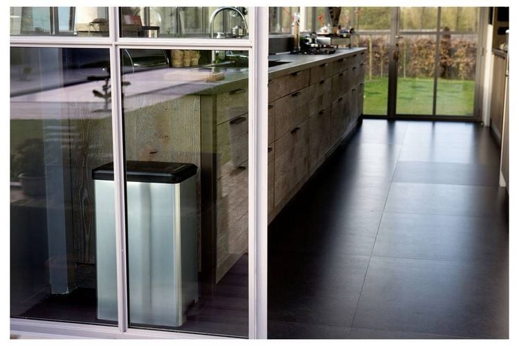 Produktbild: Curver 213298 M&uuml;lleimer 40l (B x H x T) 250 x 610 x 420mm Silber, Schwarz 1St.