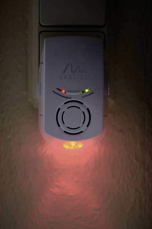 Produktbild: Gardigo Insektenvertreiber Funktionsart Multifrequenz, Ultraschall Wirkungsbereich 230 m&sup2; 1 St.