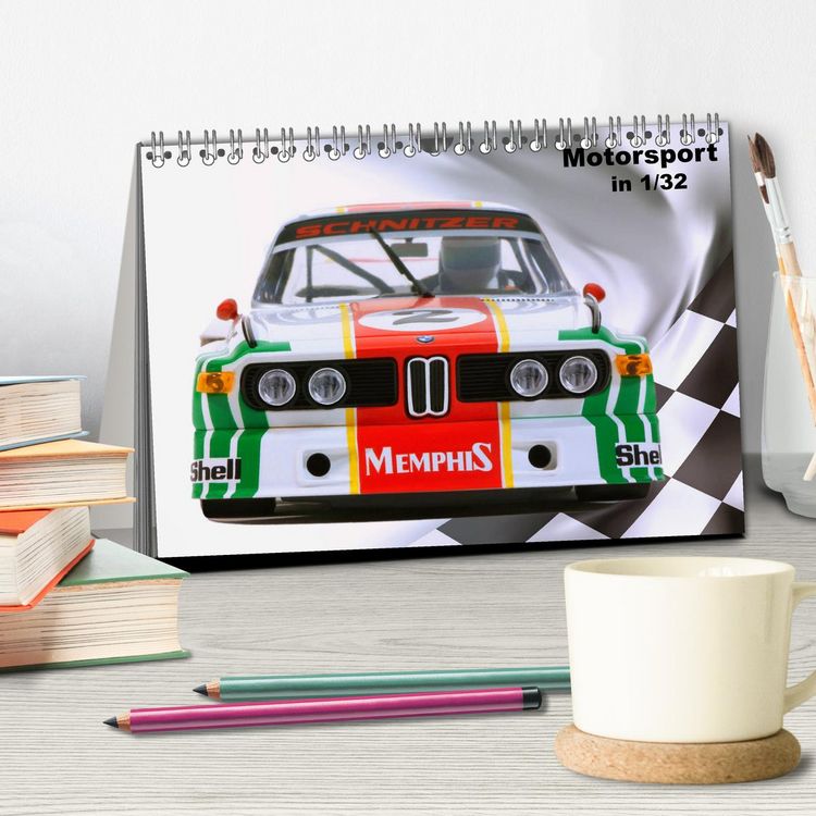 Produktbild: Motorsport in 1/32 (Tischkalender 2025 DIN A5 quer), CALVENDO Monatskalender
