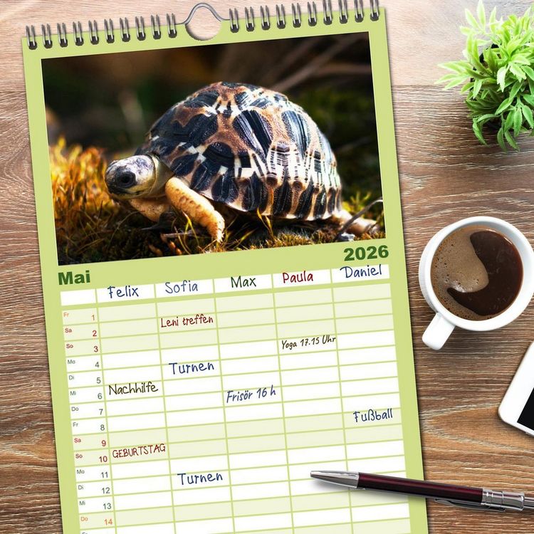 Produktbild: Familienplaner 2026 - Landschildkr&ouml;ten mit 5 Spalten (Wandkalender, 21 x 45 cm) CALVENDO