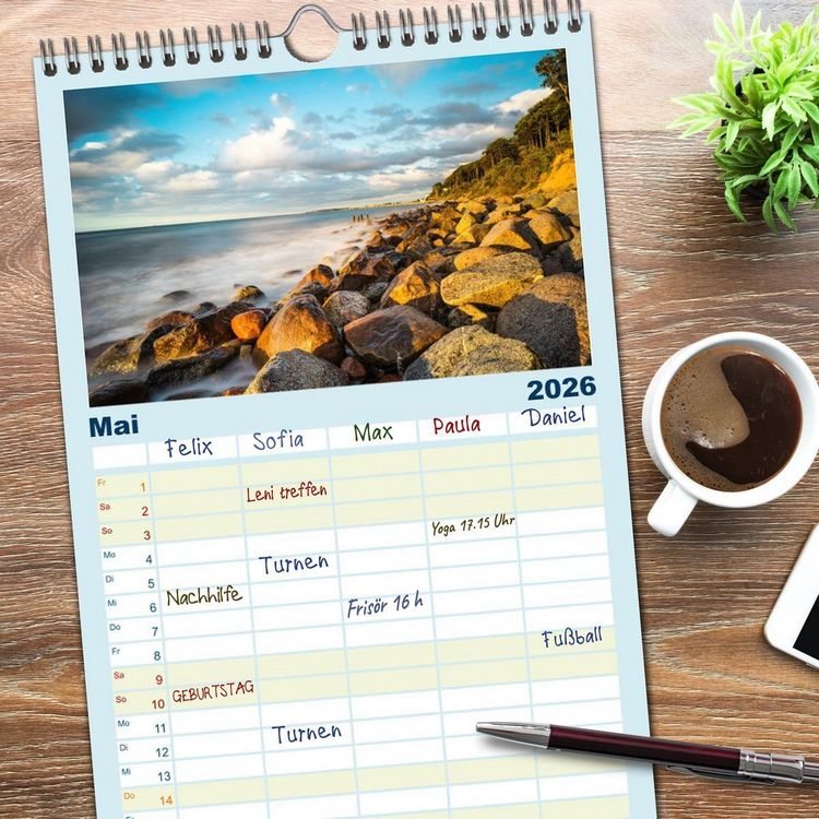 Produktbild: Familienplaner 2026 - Farben der Ostsee mit 5 Spalten (Wandkalender, 21 x 45 cm) CALVENDO