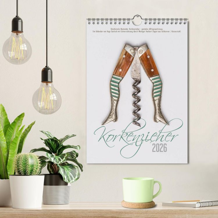 Produktbild: Emotionale Momente: Korkenzieher - geniales Alltagswerkzeug. (Wandkalender 2026 DIN A4 hoch), CALVENDO Monatskalender