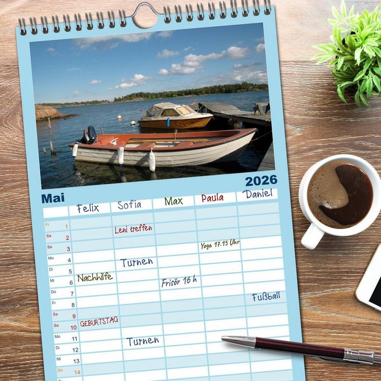 Produktbild: Familienplaner 2026 - Wundervolles Schweden mit 5 Spalten (Wandkalender, 21 x 45 cm) CALVENDO