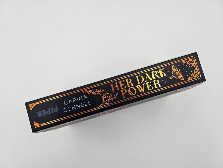 Produktbild: Her Dark Power