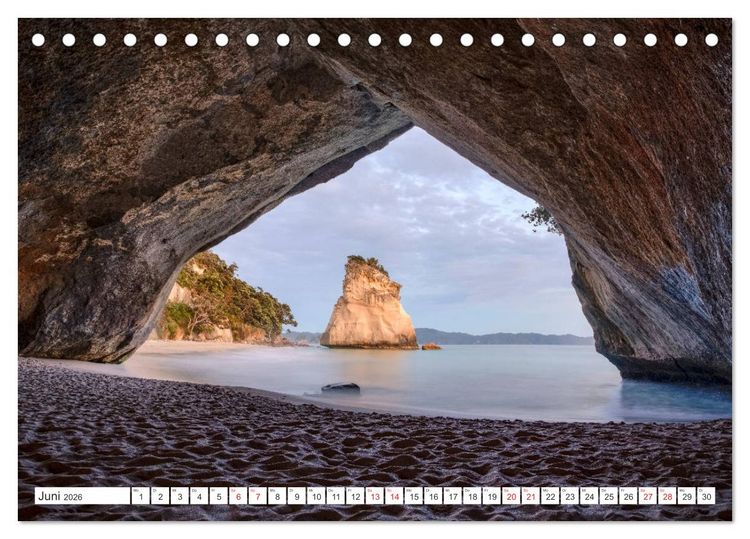 Produktbild: Neuseeland Nordinsel - Das Land der Hobbits und Vulkane (Tischkalender 2026 DIN A5 quer), CALVENDO Monatskalender