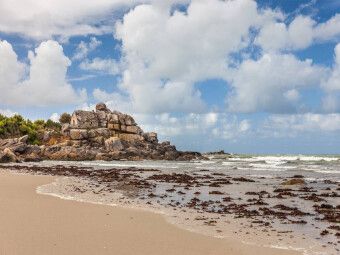 Produktbild: CALVENDO Puzzle Z&ouml;llner Haus am Strand von Kerfissien in der Bretagne, Frankreich | 1000 Teile Lege-Gr&ouml;&szlig;e 64x48cm Foto-Puzzle f&uuml;r gl&uuml;ckliche Stunden