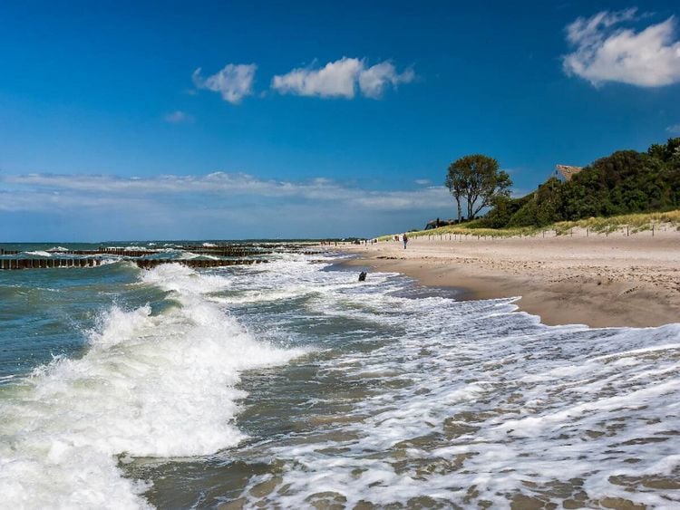 Produktbild: CALVENDO Puzzle Strand von Ahrenshoop | 1000 Teile Lege-Gr&ouml;&szlig;e 64x48cm Foto-Puzzle f&uuml;r gl&uuml;ckliche Stunden